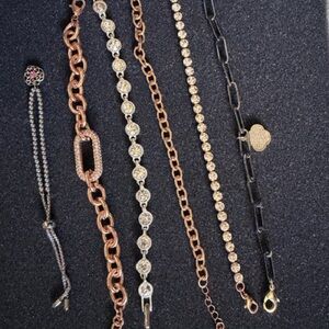 Bracelet lot